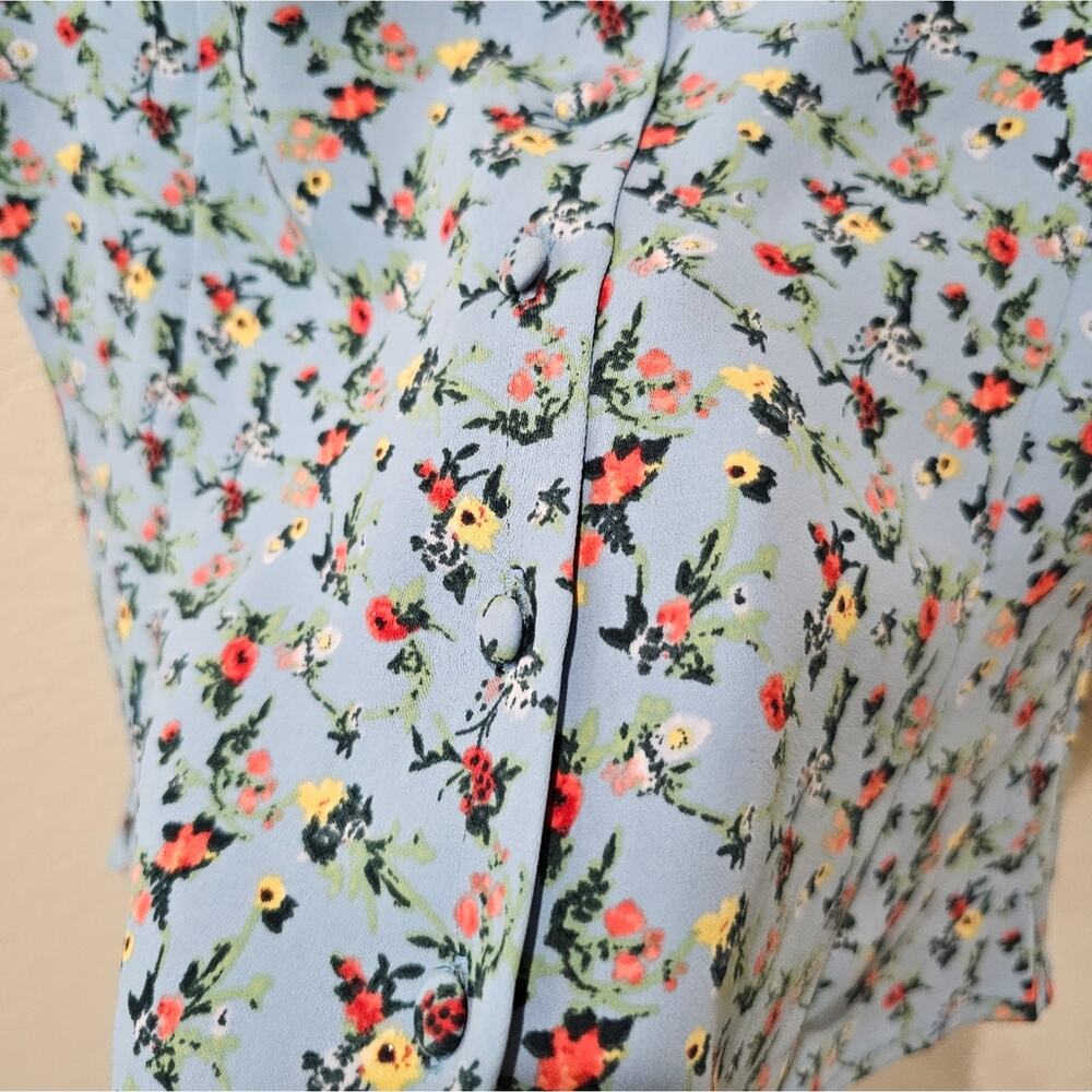 Aritzia Little Moon Acadia Blouse in Blue Floral - Picture 2 of 7